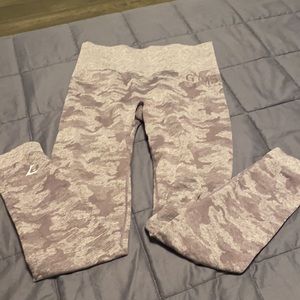 GYMSHARK Pale Purple Camo Leggings